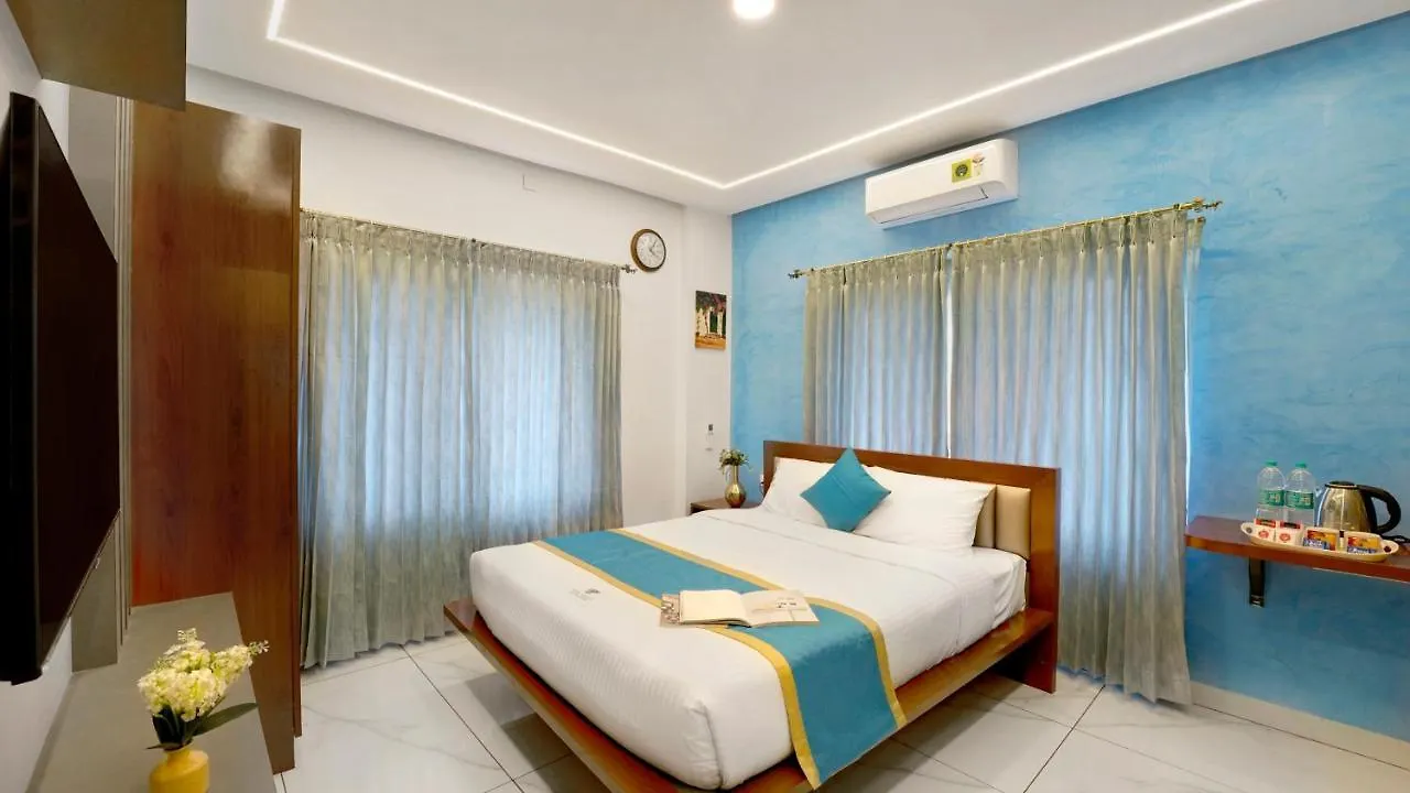 Royal Tusker Luxury Service Apartments Maisúr Indie